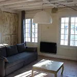 Charmant Duplex Rue Colbert *