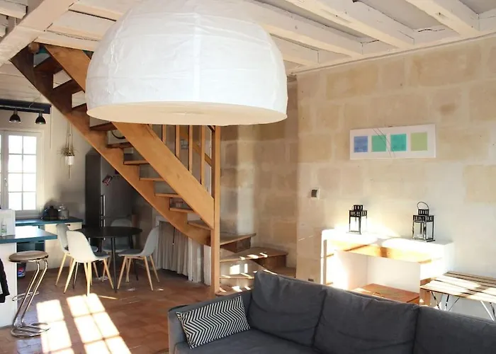 Charmant Duplex Rue Colbert *