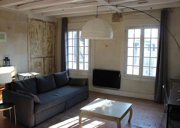 Charmant Duplex Rue Colbert *