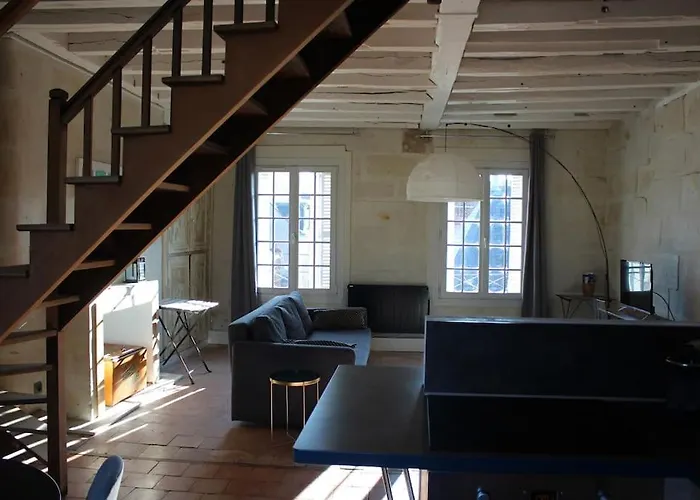 Charmant Duplex Rue Colbert Апартаменты *